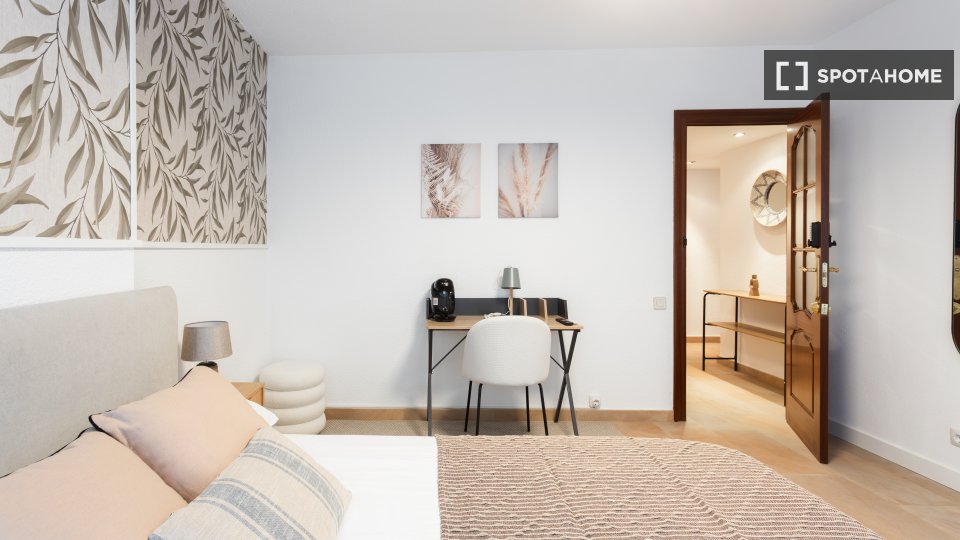 Double room Alicante, 7 beds — photo 18