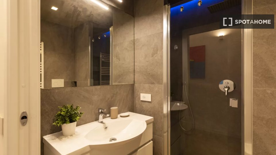 Apartment Milan, 1 bed, 50m² — photo 18