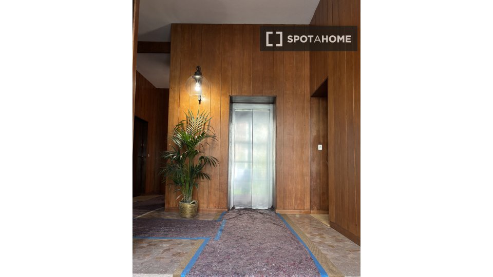 Apartment Milan, 1 bed, 47m² — photo 1