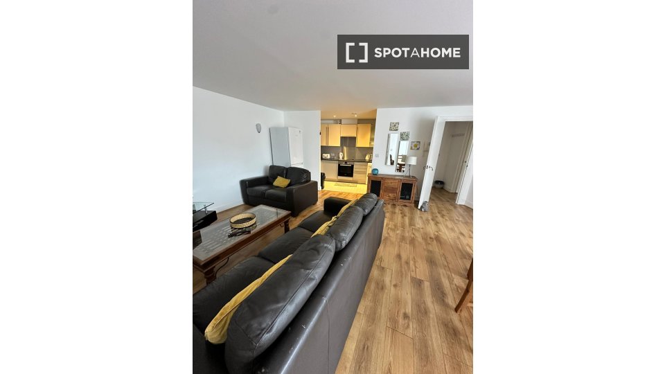 Apartment London, 2 beds — photo 11