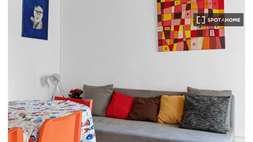 Apartment Lisbon, 4 beds, 95m² — photo 16