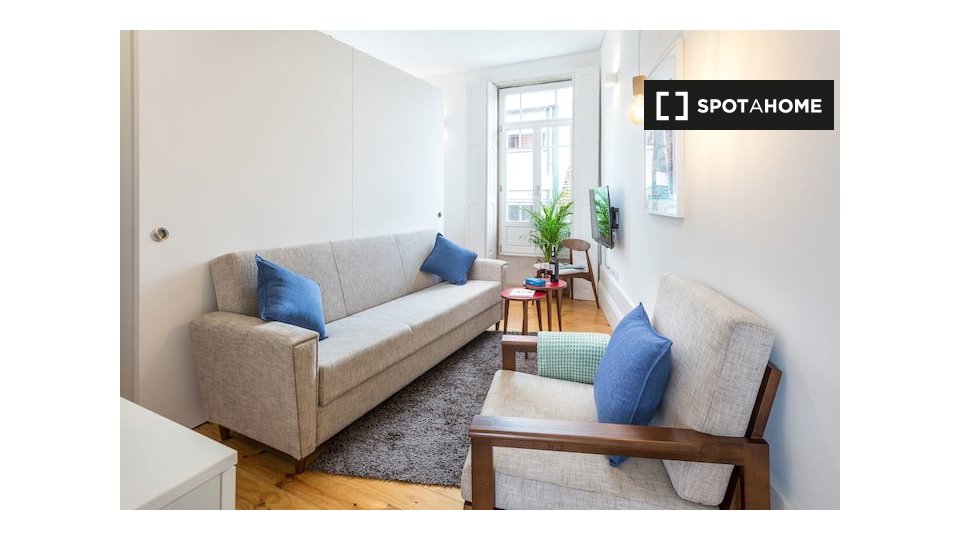 Apartment Porto, 1 bed, 20m² — photo 1