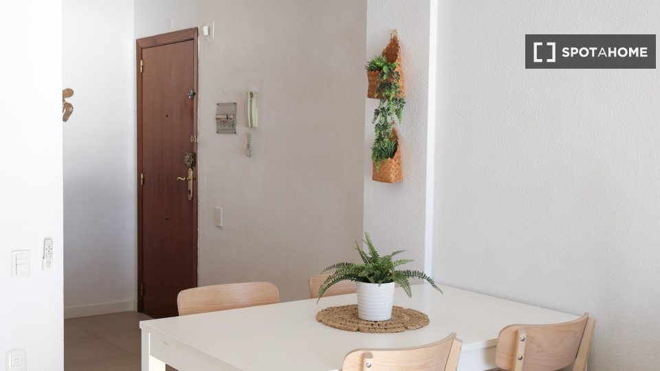 Apartment Valencia, 2 beds, 50m² — photo 16
