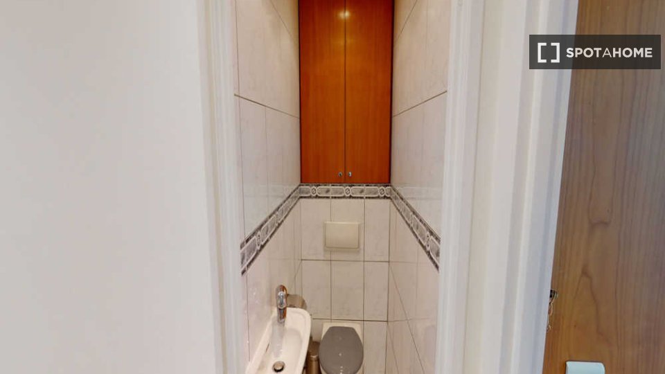Double room Paris, 4 beds, 80m² — photo 9