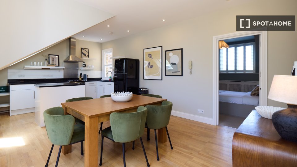 Apartment London, 2 beds — photo 3
