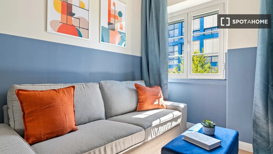 Double room Lisbon, 5 beds — photo 17