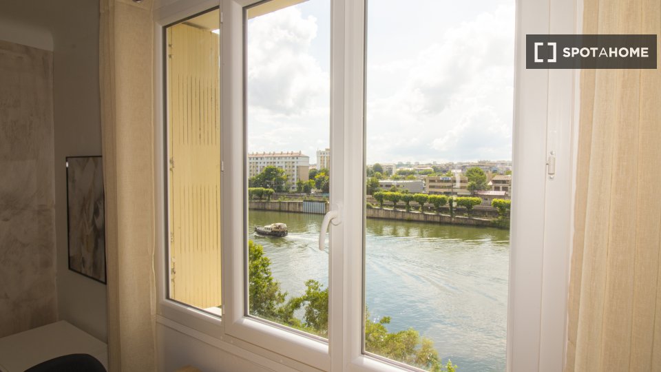 Double room Paris, 3 beds, 66m² — photo 13