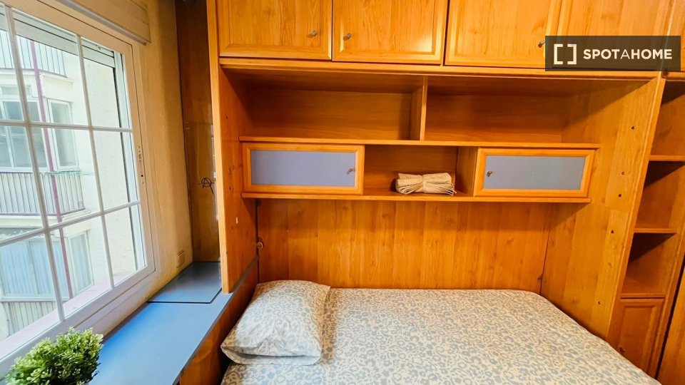 Chambre double Madrid, 4 chambres — photo 17