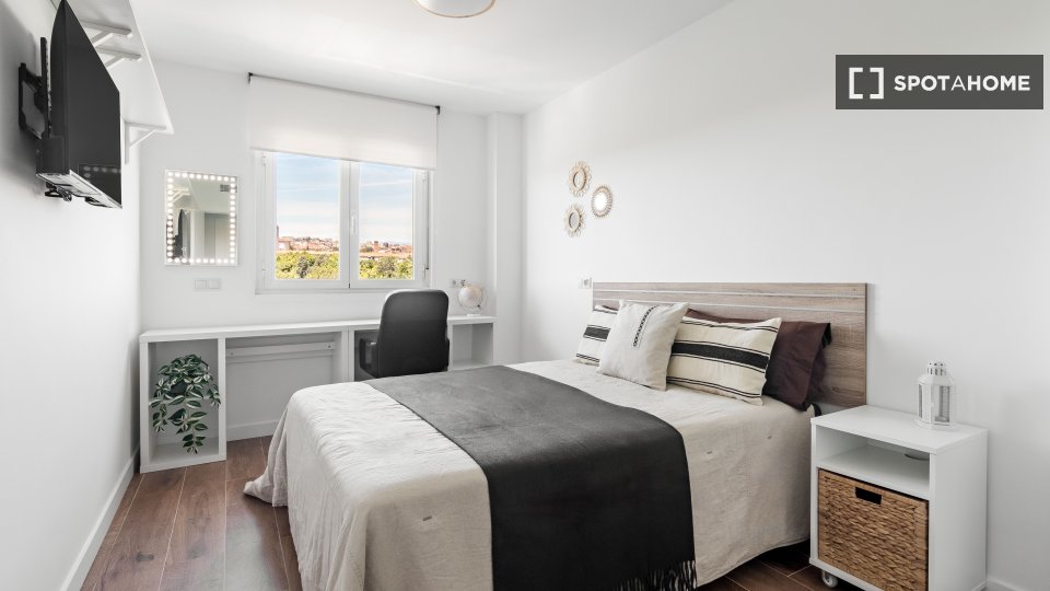 Apartment Madrid, 4 beds, 115m² — photo 10