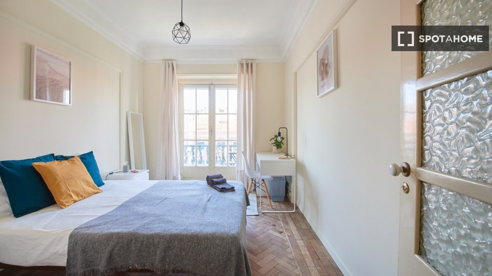 Double room Lisbon, 7 beds — photo 2