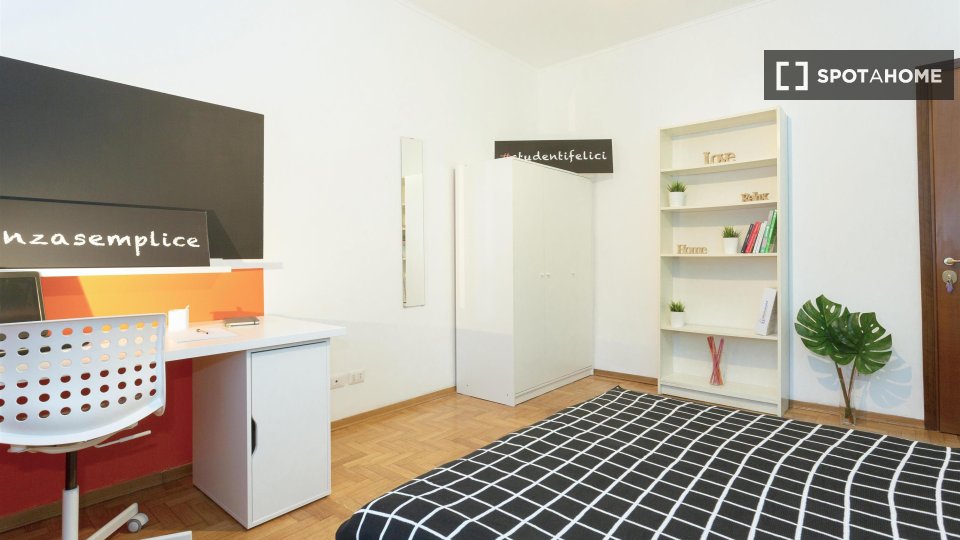 Double room Milan, 4 beds — photo 21