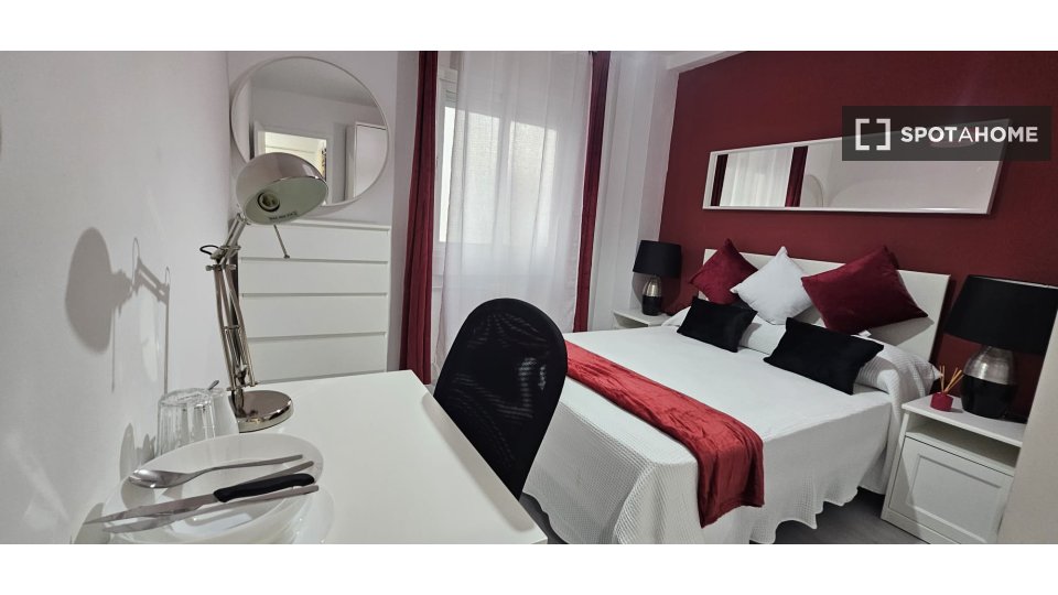 Double room Alcala_De_Henares, 5 beds, 120m² — photo 17