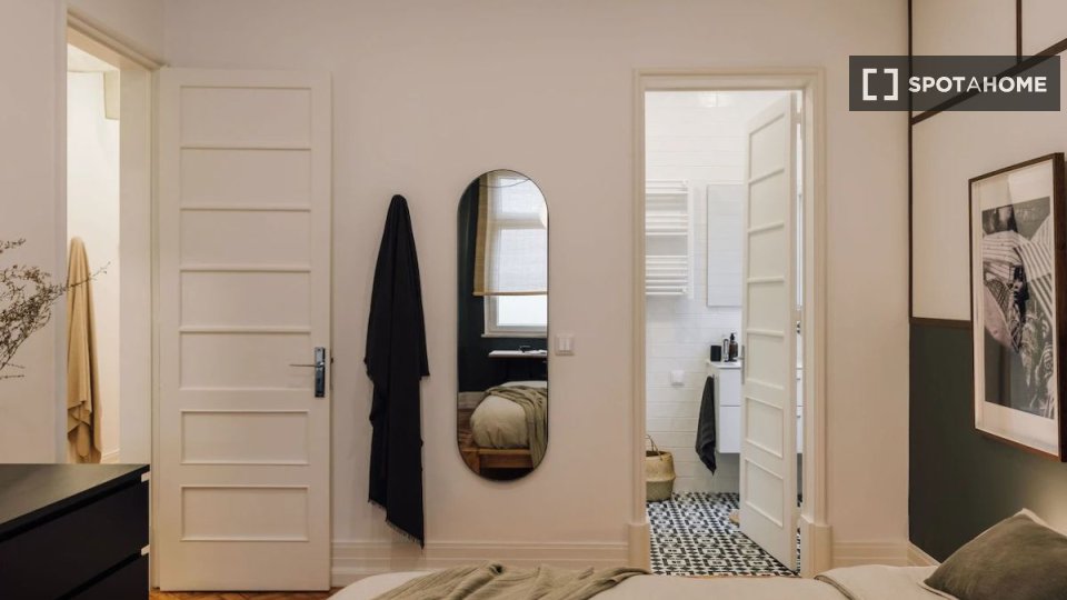 Apartment Lisbon, 2 beds — photo 10