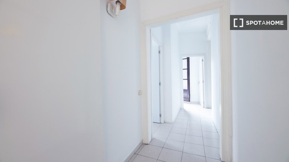 Double room Barcelona, 6 beds, 150m² — photo 15