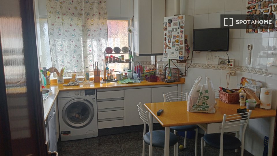 Double room Madrid, 4 beds, 170m² — photo 6