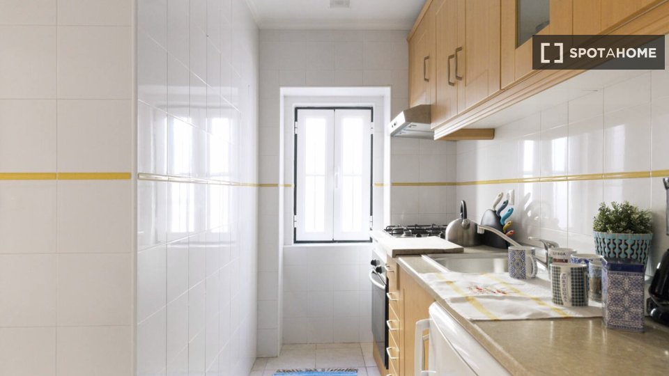 Apartment Lisbon, 2 beds — photo 10