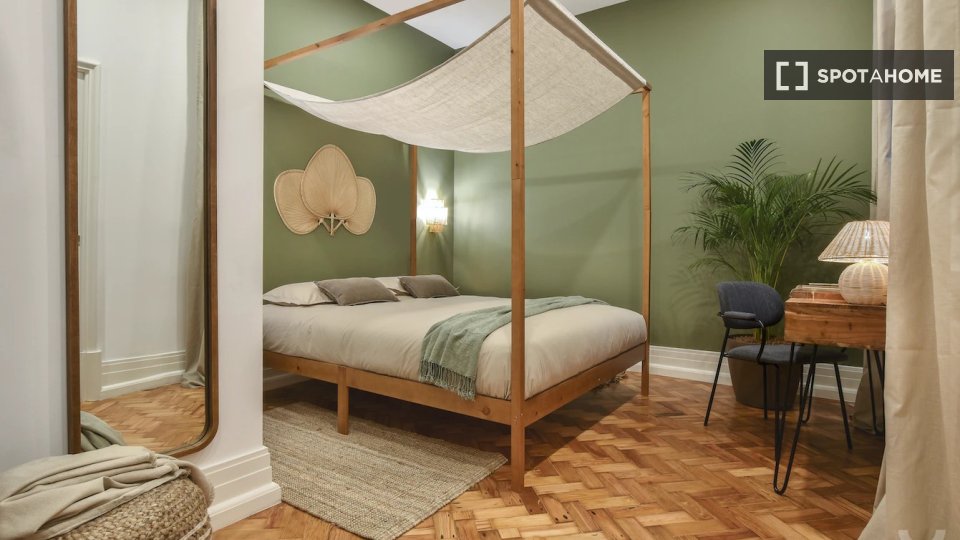 Apartment Lisbon, 2 beds — photo 17