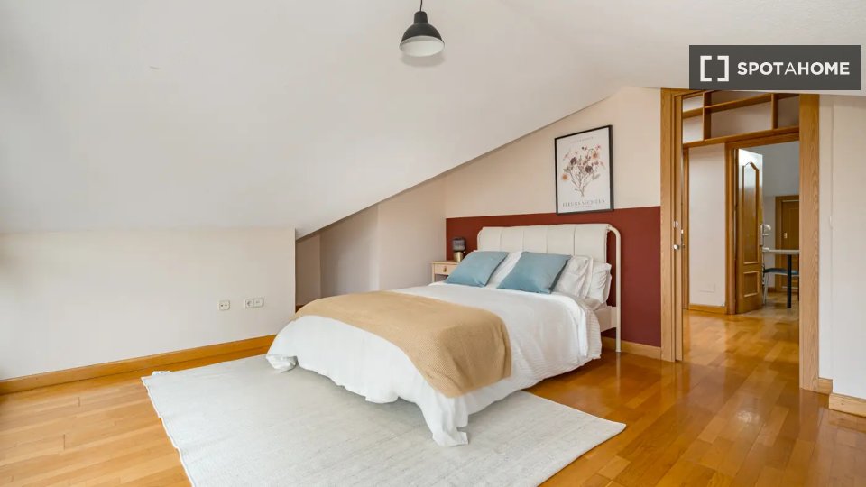 Double room Madrid, 10 beds — photo 1
