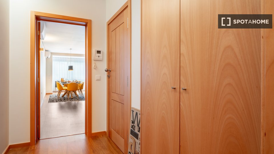Apartment Porto, 2 beds, 35m² — photo 19