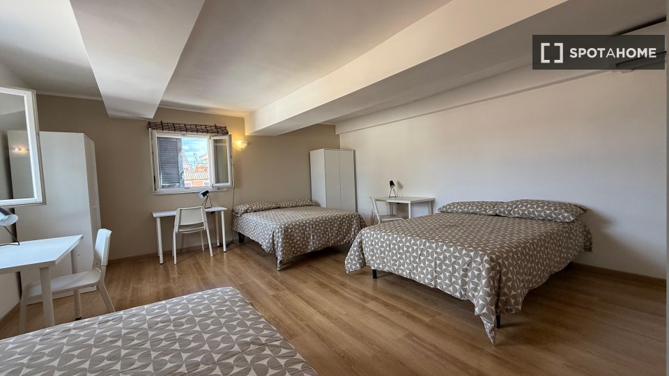 Apartment Rome, 3 beds — photo 31