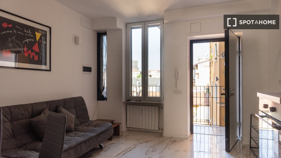 Apartment Milan, 1 bed, 44m² — photo 14