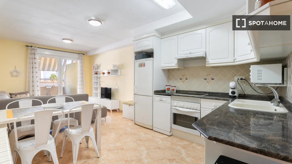 Apartment Valencia, 2 beds, 65m² — photo 12