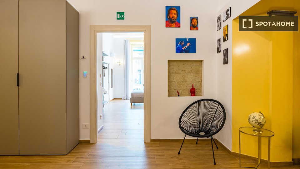 Apartment Naples, 1 bed, 20m² — photo 15