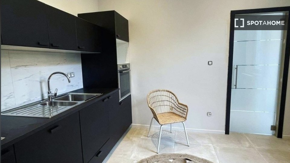 Double room Liege, 5 beds — photo 11