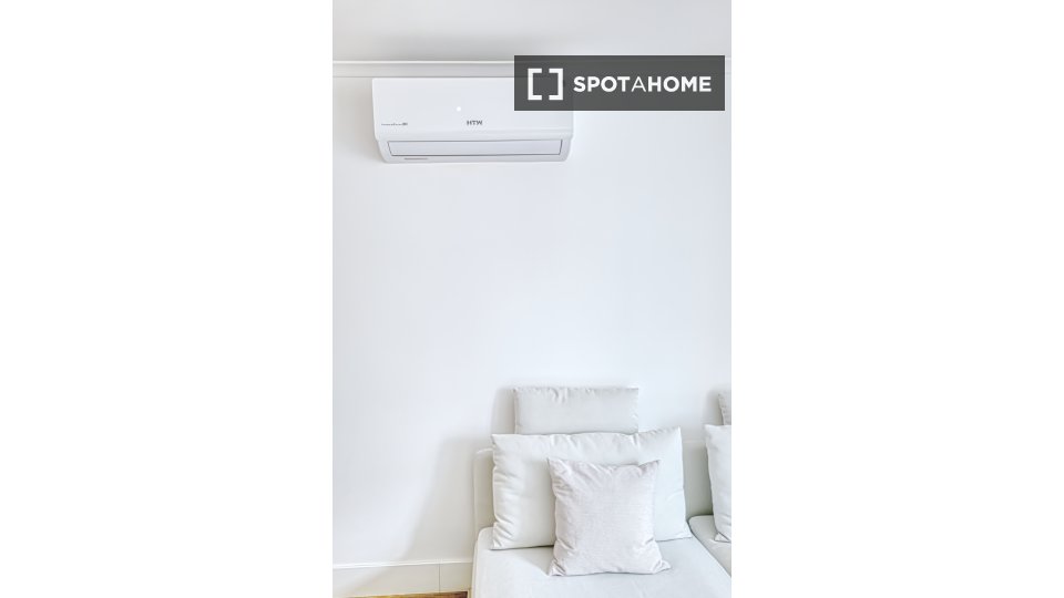 Apartment Lisbon, 1 bed, 70m² — photo 5