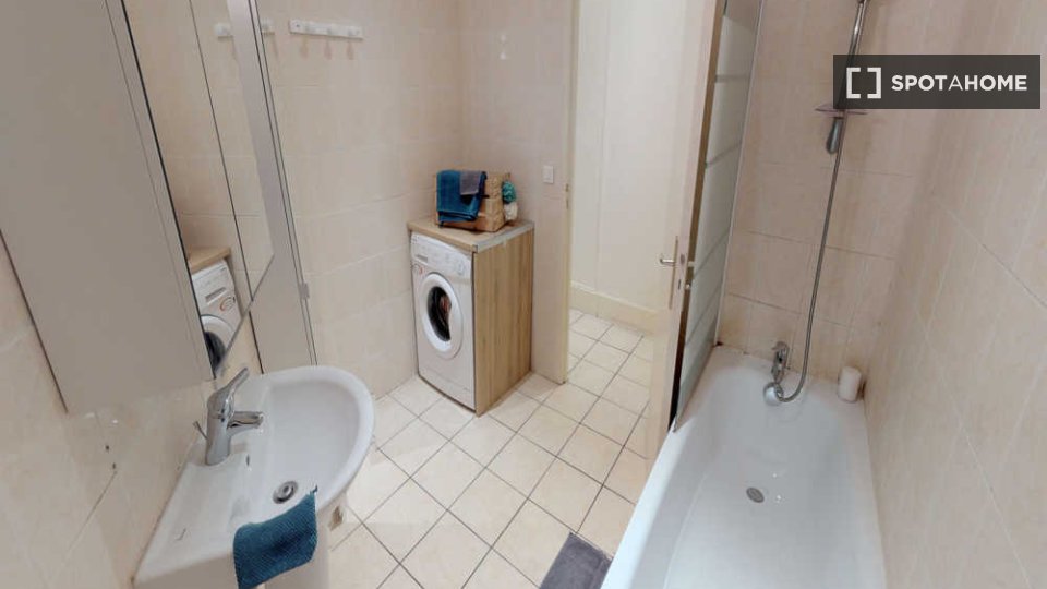 Double room Lyon, 4 beds, 110m² — photo 6