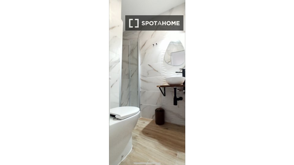 Apartment Alicante, 2 beds, 50m² — photo 14