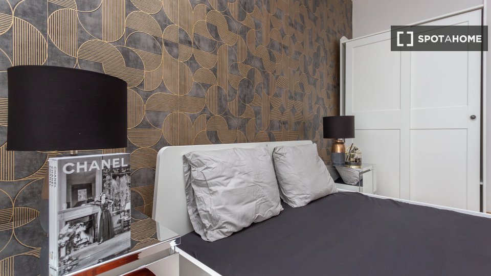 Double room Lisbon, 4 beds — photo 15