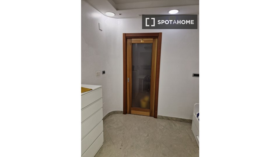 Chambre double Turin, 5 chambres, 136m² — photo 14