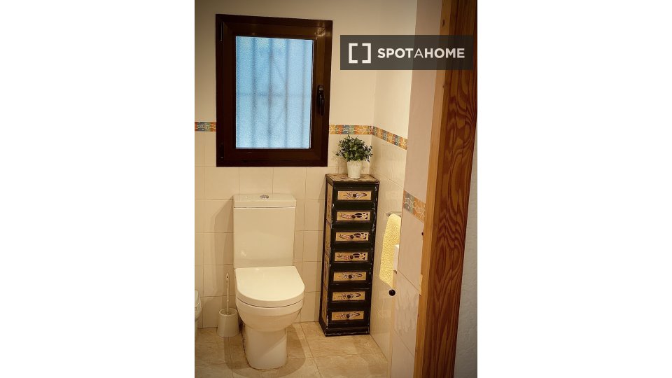 Apartment Alicante, 2 beds — photo 4