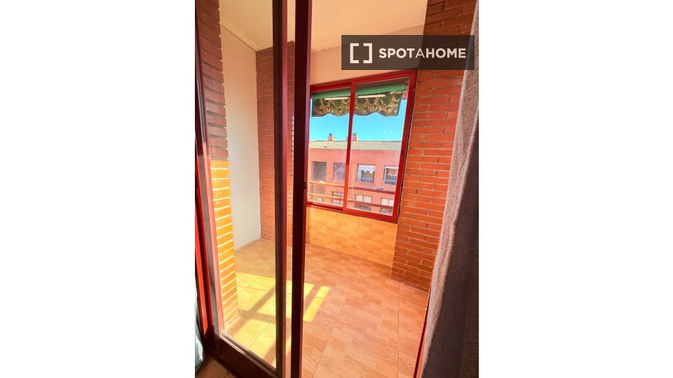 Double room Madrid, 5 beds — photo 14