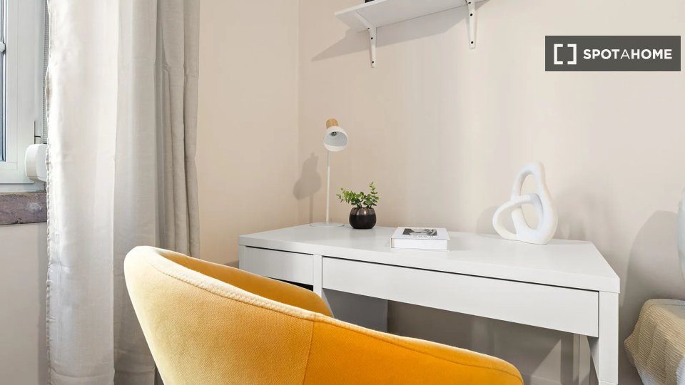 Double room Lisbon, 10 beds — photo 13