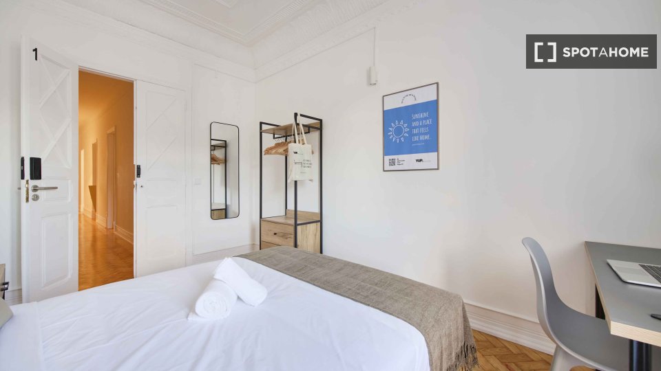 Double room Lisbon, 7 beds — photo 32