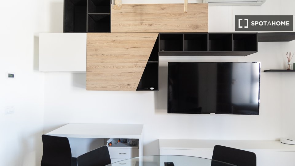Apartment Milan, 1 bed, 55m² — photo 18