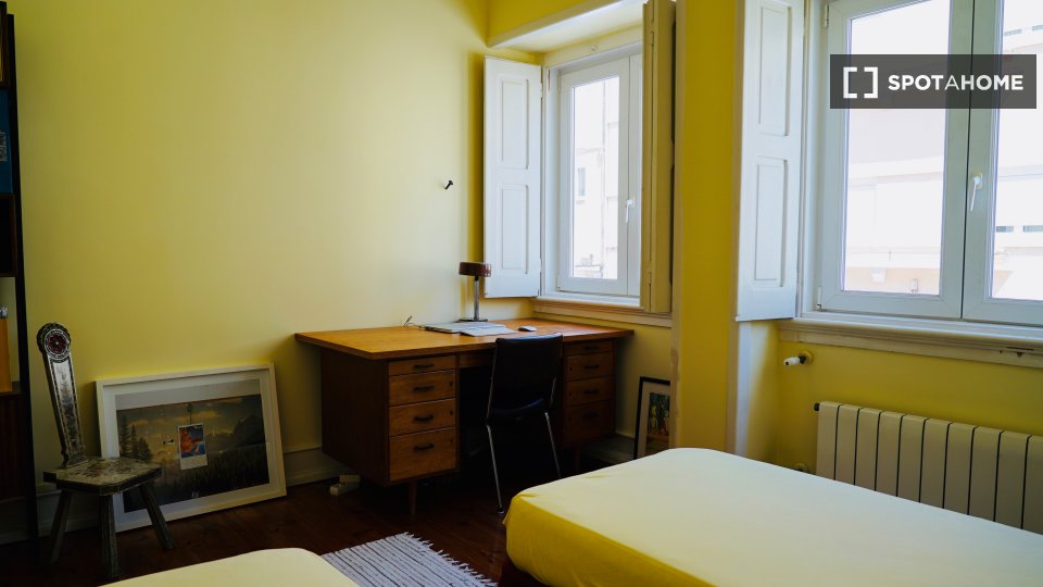 Double room Lisbon, 2 beds, 70m² — photo 10