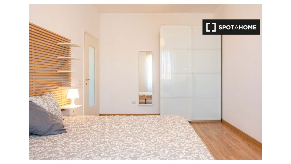 Double room Milan, 2 beds, 60m² — photo 10