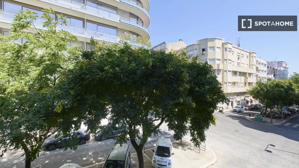 Double room Lisbon, 10 beds — photo 15