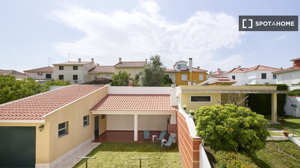 Double room Lisbon, 6 beds, 150m² — photo 7
