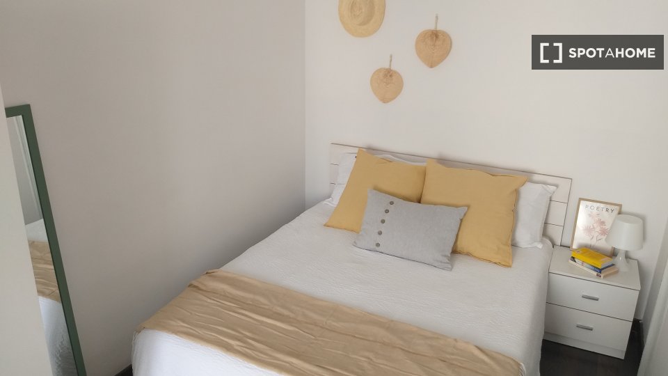 Double room Barcelona, 6 beds, 180m² — photo 65