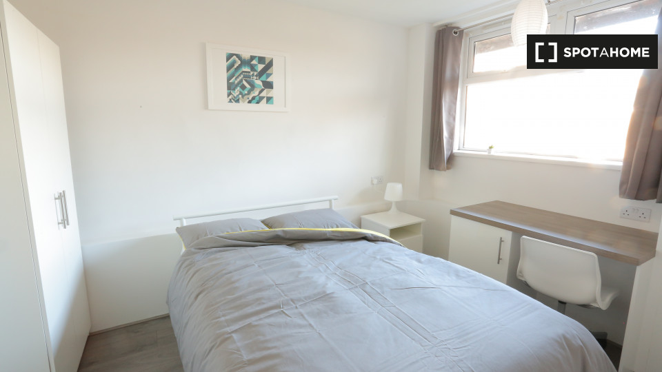 Double room London, 4 beds — photo 19