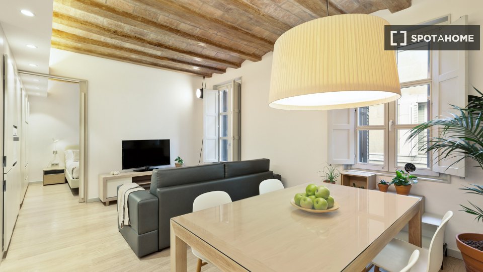 Apartment Barcelona, 2 beds, 57m² — photo 16