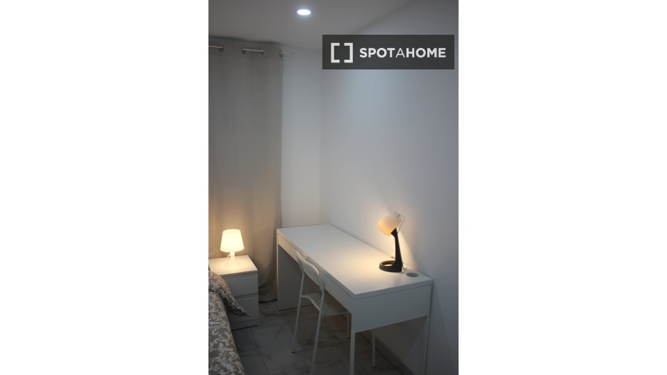 Habitación en piso compartido en Cartagena