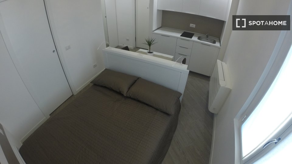 Apartment mono Milan, 25m² — photo 2