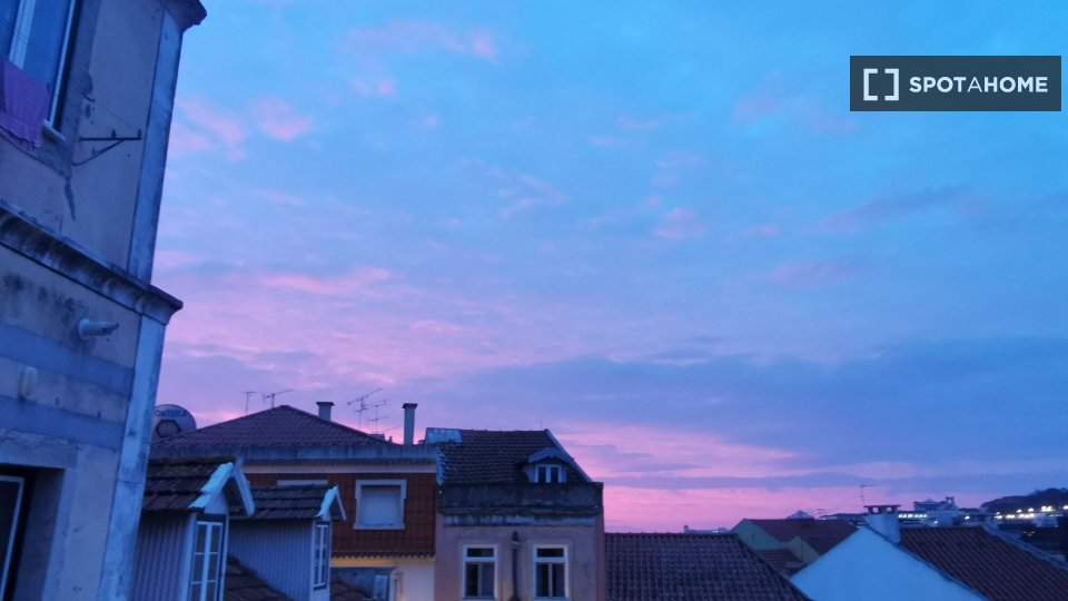 Double room Lisbon, 2 beds, 100m² — photo 10