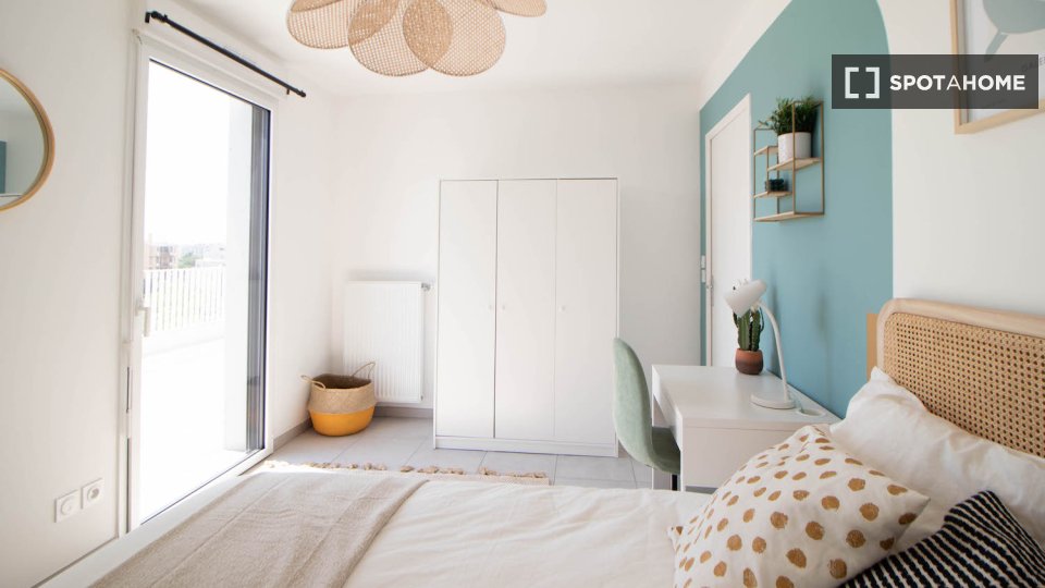 Double room Lyon, 5 beds — photo 3