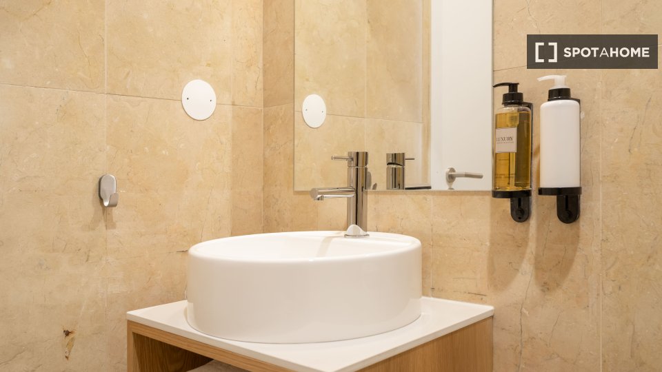 Apartment mono Lisbon, 25m² — photo 10